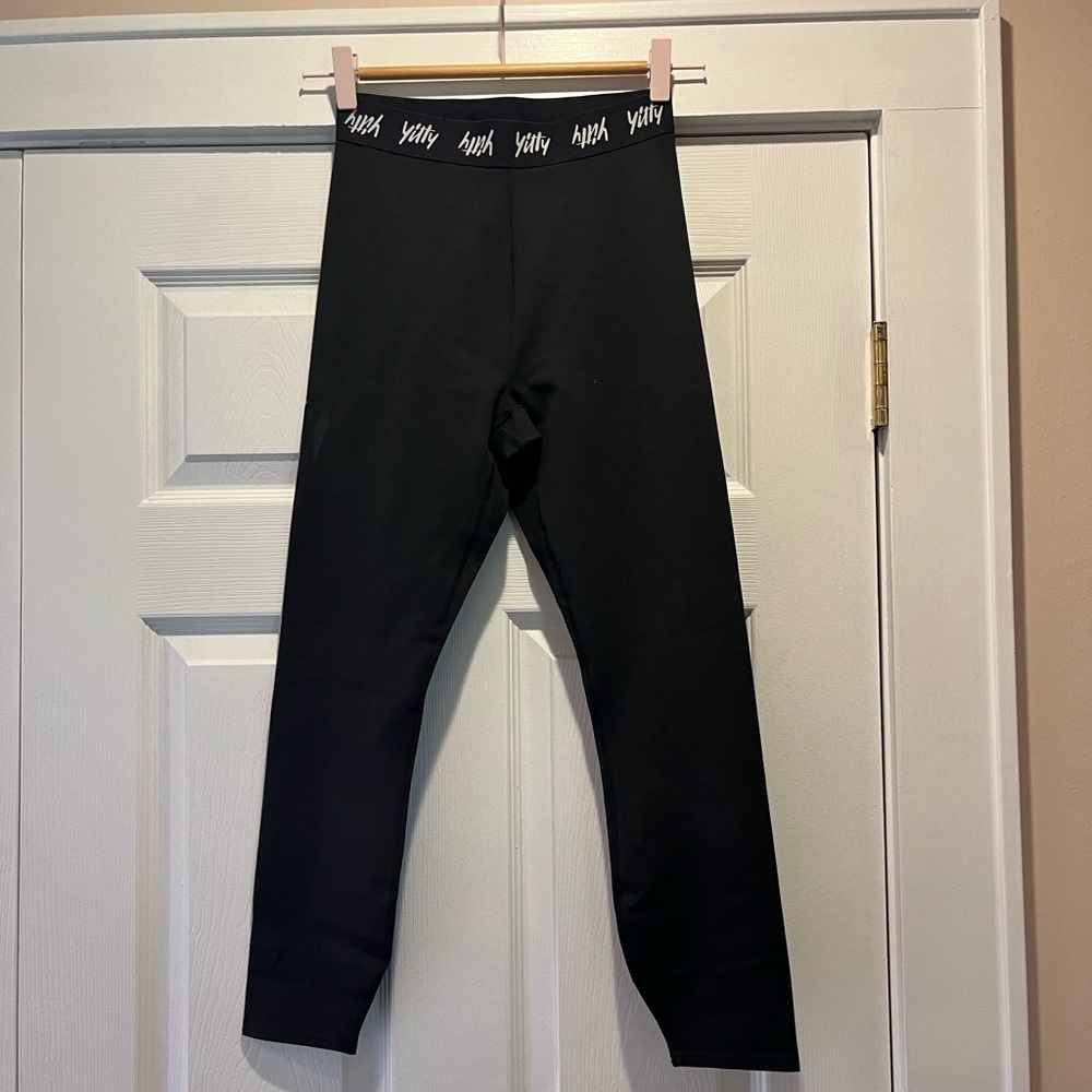 Fabletics Yitty Black Leggings